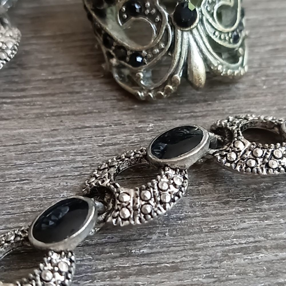 Ring necklace bundle   - Picture 3 of 5